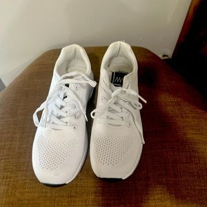 SHEIN women’s tennis shoes